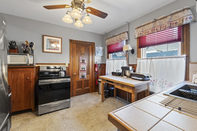 94 Union St, Bath, ME 04530 - office space featuring wainscoting and a ceiling fan