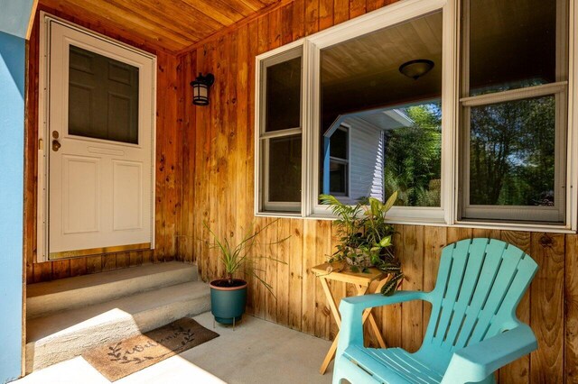 44 Pine Meadow Ct, North Berwick, ME 03906 - view of exterior entry