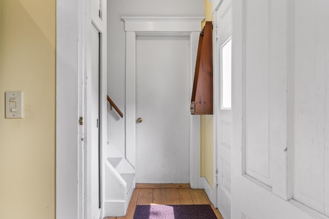 145 Pork Point Rd, Bowdoinham, ME 04008 - hallway featuring light wood-type flooring