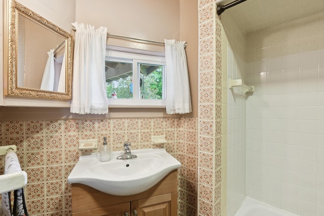 47 Beal St, Norway, ME 04268 - full bathroom with vanity and bathing tub / shower combination