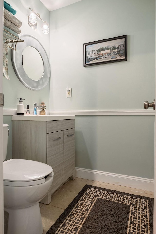 24 Dragon Back Rd, Naples, ME 04055 - half bathroom featuring toilet and vanity