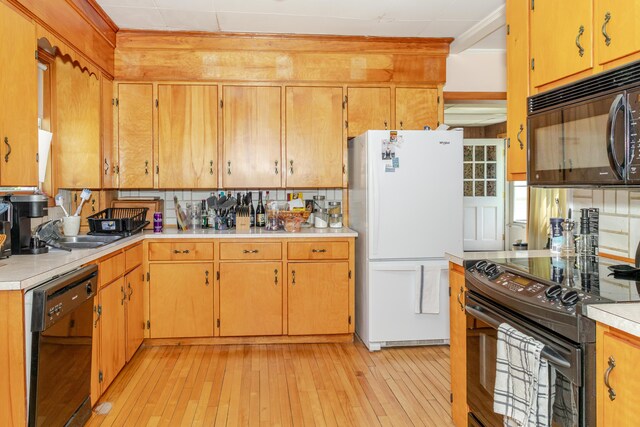 8 Crescent St, Milo, ME 04463 - photo 32