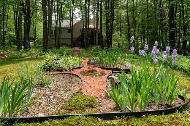 8 Turner Ln, Berwick, ME 03901