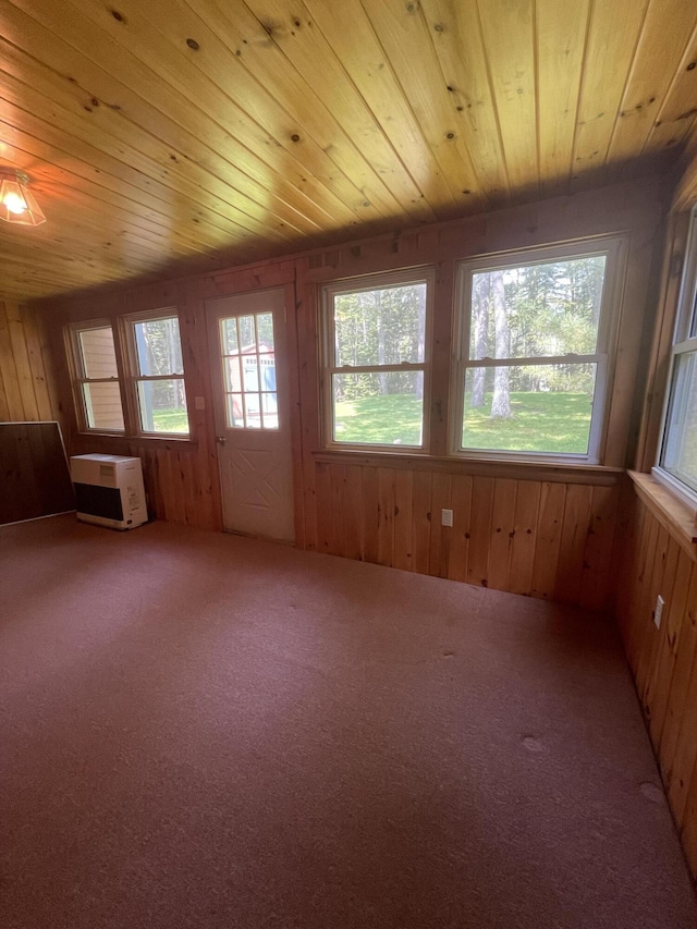 386 Lower Flying Point Rd, Freeport, ME 04032 - unfurnished sunroom featuring healthy amount of natural light