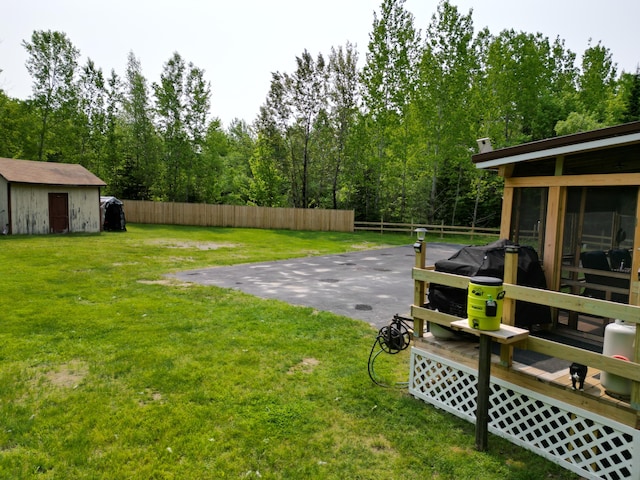 140 Station Rd, Lincoln, ME 04457 - view of yard with an outdoor structure