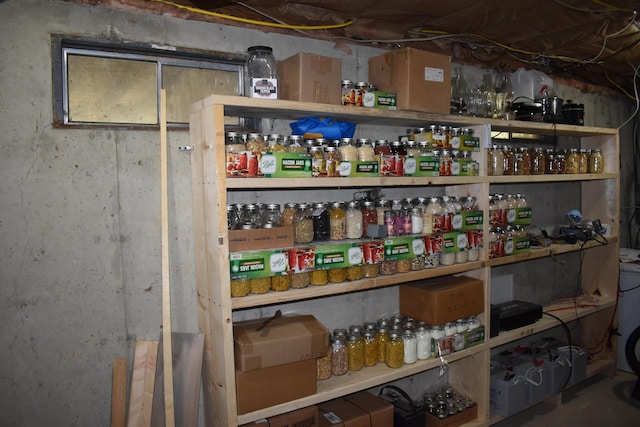 140 Station Rd, Lincoln, ME 04457 - view of pantry