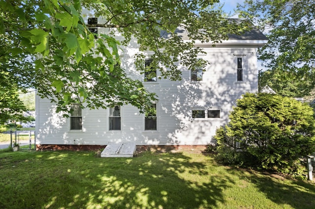 11 Center St, Richmond, ME 04357 - rear view of property featuring a gate