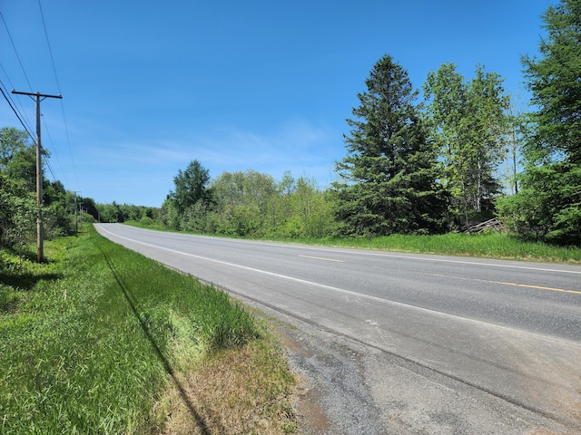 1424 Hamlin Rd, Hamlin, ME 04785