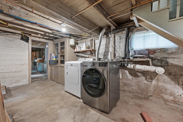 133 Front St, Old Town, ME 04468 - laundry area featuring separate washer and dryer