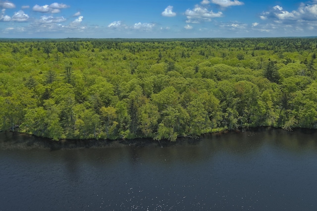 470 Hendrickson Ln, Waldoboro, ME 04572