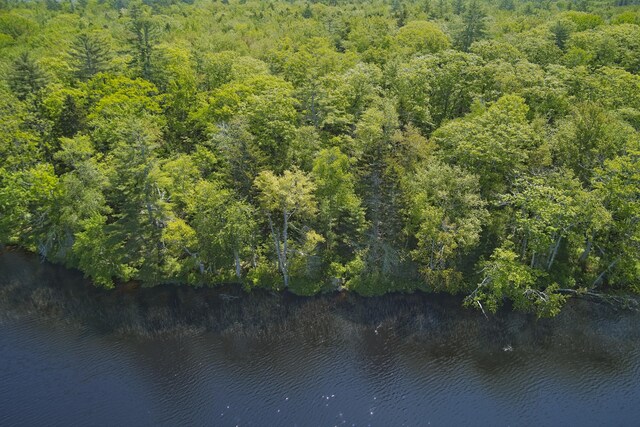 470 Hendrickson Ln, Waldoboro, ME 04572