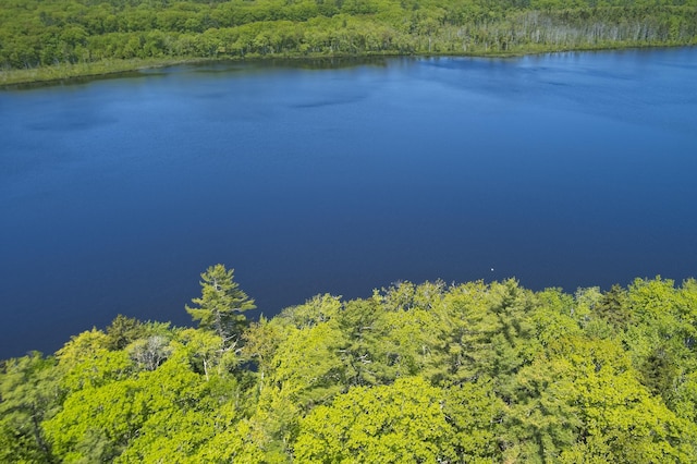 470 Hendrickson Ln, Waldoboro, ME 04572