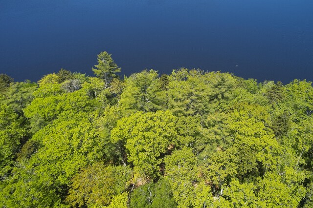 470 Hendrickson Ln, Waldoboro, ME 04572