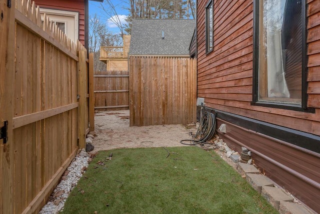41 Sunny Ln, Sanford, ME 04073 - view of yard