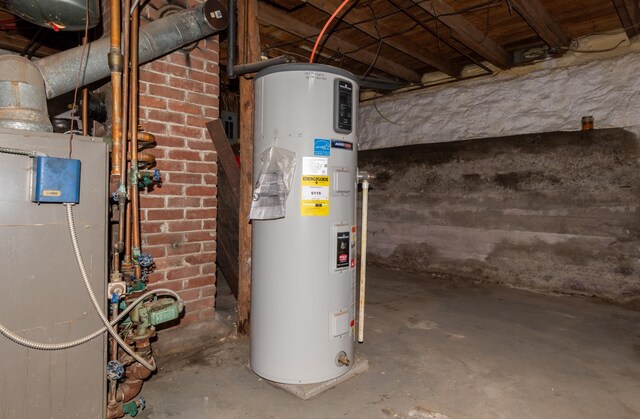 982 Main St, Grand Isle, ME 04746 - utilities with water heater