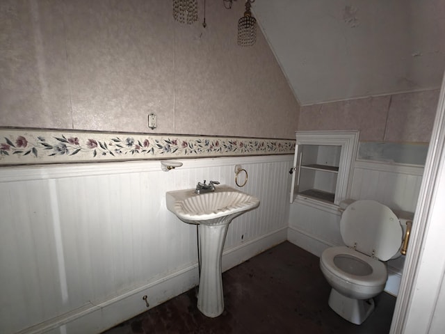 9 St Albans Rd, Corinna, ME 04928 - bathroom with vaulted ceiling and wainscoting