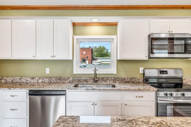 24 Locust St, Madison, ME 04950 - photo 11