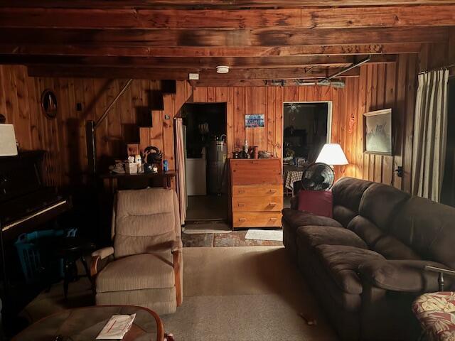 233 Webhannet Dr, Wells, ME 04090