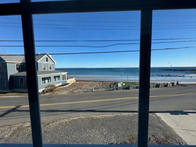 233 Webhannet Dr, Wells, ME 04090