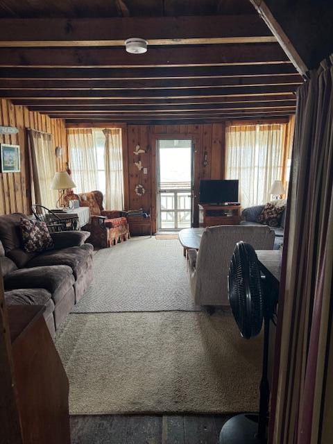 233 Webhannet Dr, Wells, ME 04090