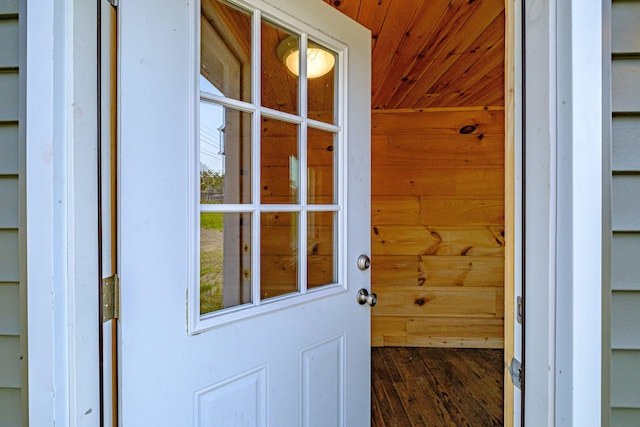 58 Pequawket Trl, Baldwin, ME 04024 - property entrance