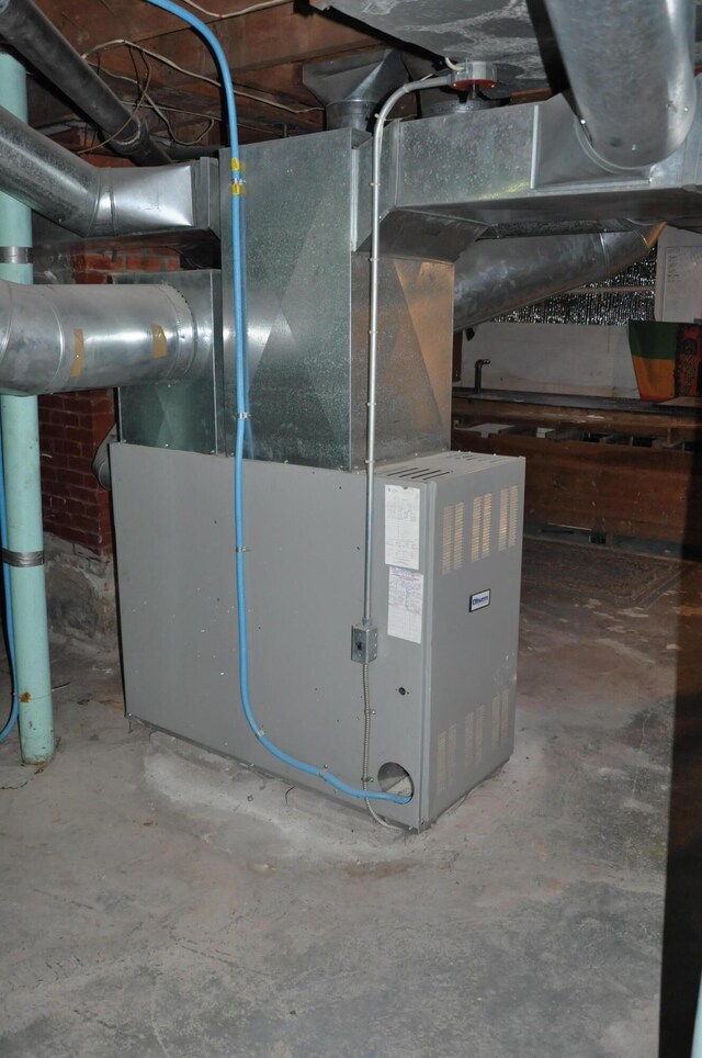 5 Charles St, Orono, ME 04473 - utility room with heating unit