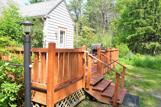 5 Charles St, Orono, ME 04473 - view of deck