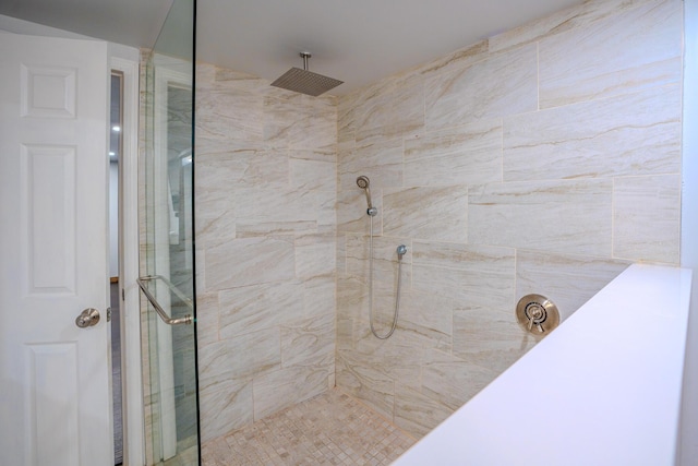 10 Empire Way, Portland, ME 04103 - full bath featuring tiled shower