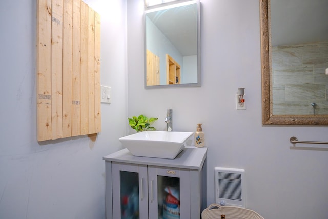 10 Empire Way, Portland, ME 04103 - bathroom featuring vanity