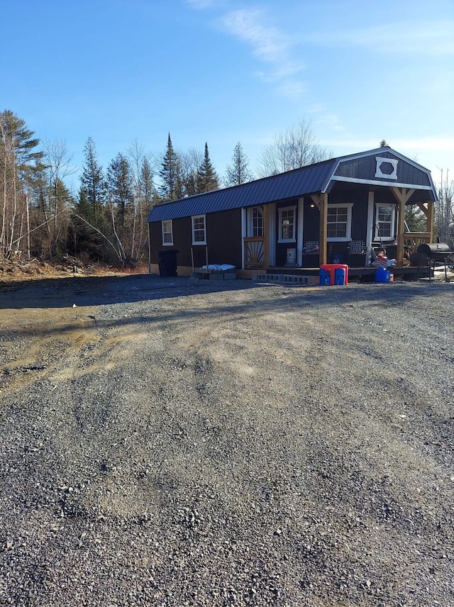 125 Dunham Rd, Etna, ME 04434