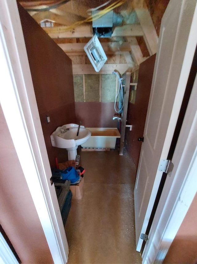 125 Dunham Rd, Etna, ME 04434