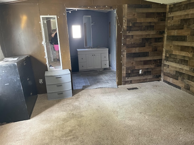 125 Dunham Rd, Etna, ME 04434