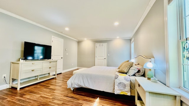 40 Ellis Ct, Bangor, ME 04401 - bedroom featuring crown molding, wood finished floors, recessed lighting, and baseboards