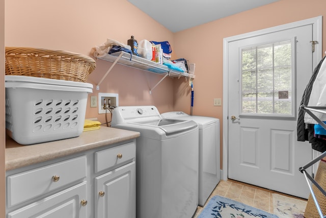 30 Oliver Woods Rd, Nobleboro, ME 04555 - laundry area featuring washer and clothes dryer