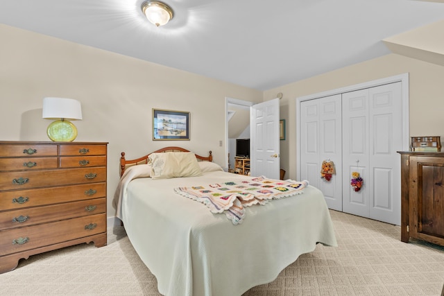 30 Oliver Woods Rd, Nobleboro, ME 04555 - bedroom with light colored carpet and a closet