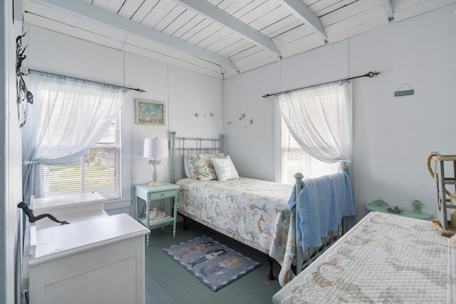 10 S Colony Branch Rd, Harpswell, ME 04079 - bedroom with beamed ceiling