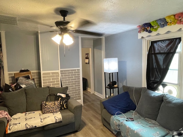 80 Pleasant St, Rockland, ME 04841 - photo 13