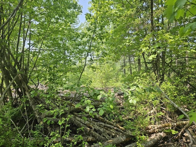 2016 Hudson Rd, Hudson, ME 04449