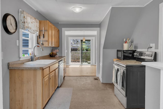 133 Middlesex Rd, Topsham, ME 04086 - kitchen featuring appliances with stainless steel finishes, a sink, concrete floors, light brown cabinets, and light countertops
