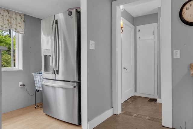 133 Middlesex Rd, Topsham, ME 04086 - kitchen with stainless steel fridge with ice dispenser
