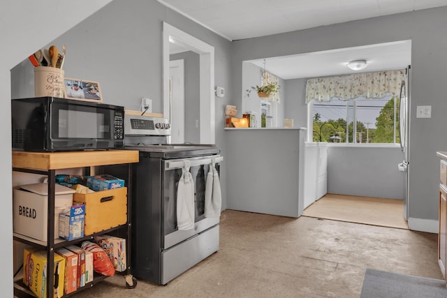 133 Middlesex Rd, Topsham, ME 04086 - kitchen featuring appliances with stainless steel finishes