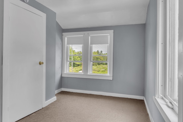 133 Middlesex Rd, Topsham, ME 04086 - carpeted spare room with baseboards