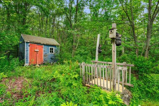 578 Little River Rd, Lebanon, ME 04027 - view of yard with a storage shed