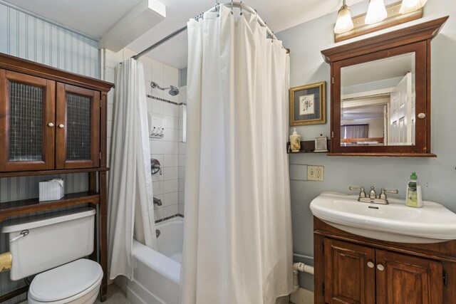 9 Dry Point Dr, Rome, ME 04963 - full bath with vanity, toilet, and shower / bath combo with shower curtain