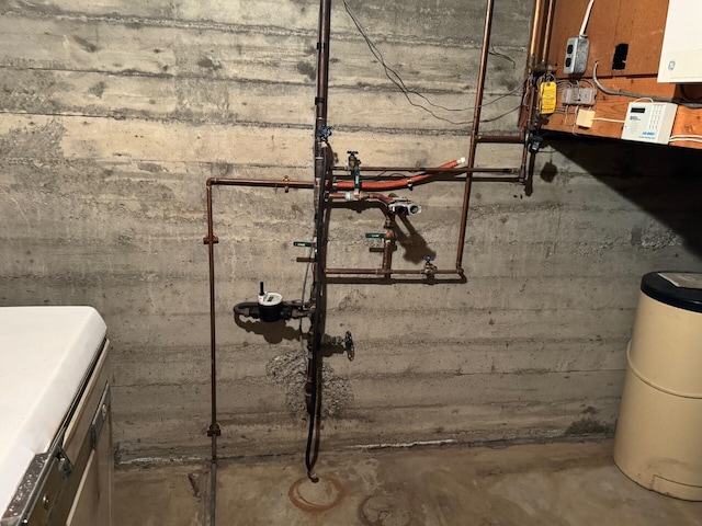 02 Rogers St, Houlton, ME 04730 - detailed view of unfinished concrete flooring