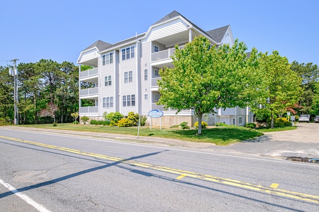 170 E Grand Ave Unit 1, Old Orchard Beach, ME 04064 - view of building exterior
