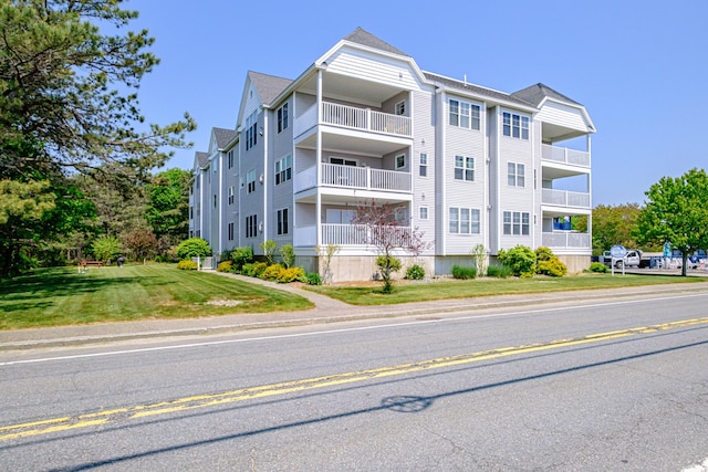 170 E Grand Ave Unit 1, Old Orchard Beach, ME 04064 - view of apartment building / complex