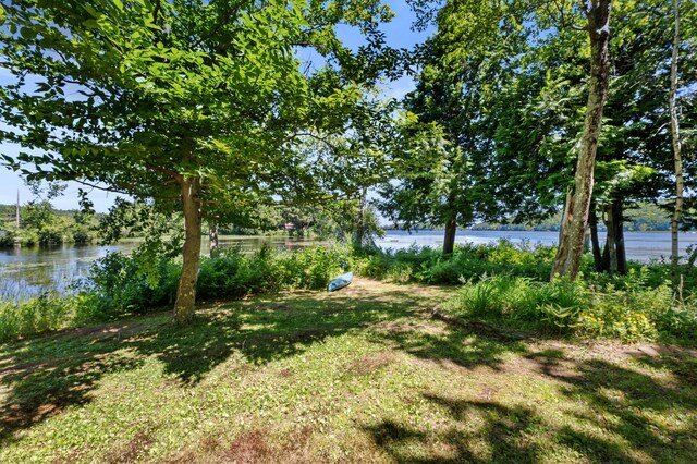 16 Maple Ridge Dr, Monmouth, ME 04259 - view of grassy yard with a water view