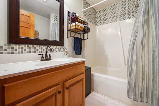 69 Cottage St, Hampden, ME 04444