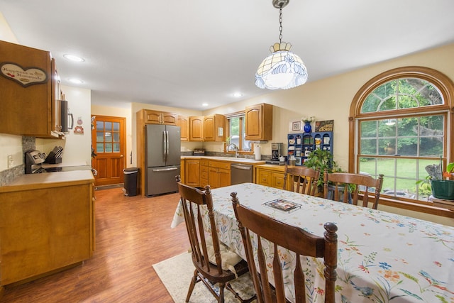 69 Cottage St, Hampden, ME 04444